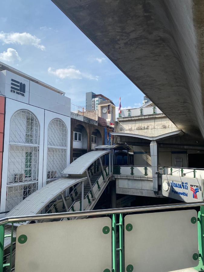 E11 Hotel - Bts Punnawithi Bangkok Ngoại thất bức ảnh