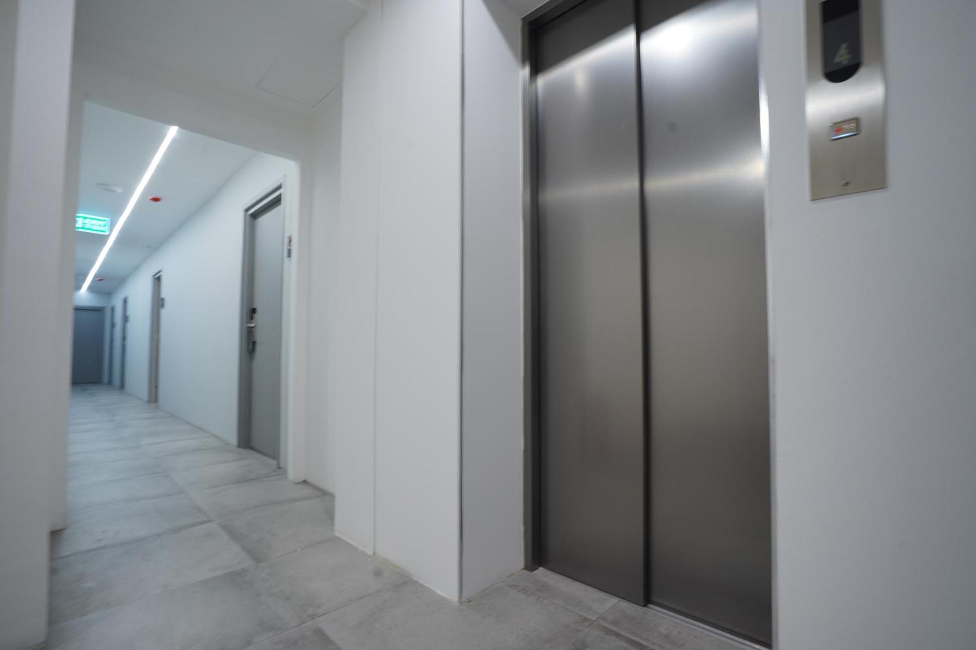 E11 Hotel - Bts Punnawithi Bangkok Ngoại thất bức ảnh